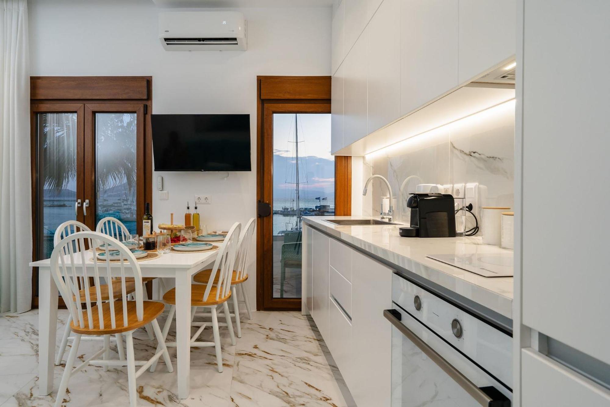 Apartment Infinity View